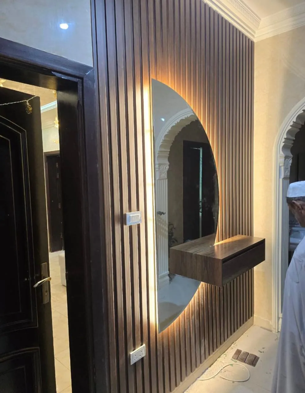 دهانات وديكورات عصرية وديكورات مرايا حديثة ومبتكرة لعام2026