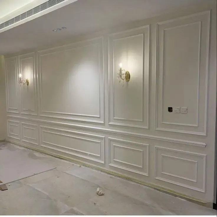 معلم تركيب ورق حائط بخبرة أكثر من 10 سنوات بشمال الرياض 