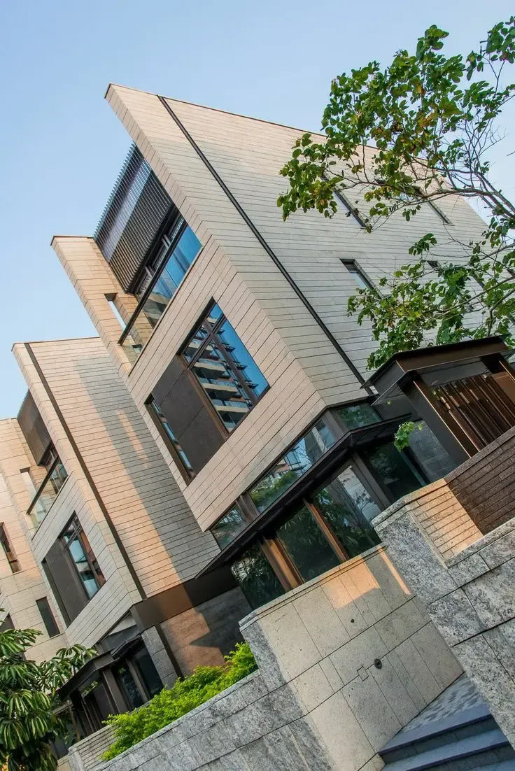 احدث دهانات للواجهات الخارجية ومقاومة لتقلبات الطقس بالرياض 