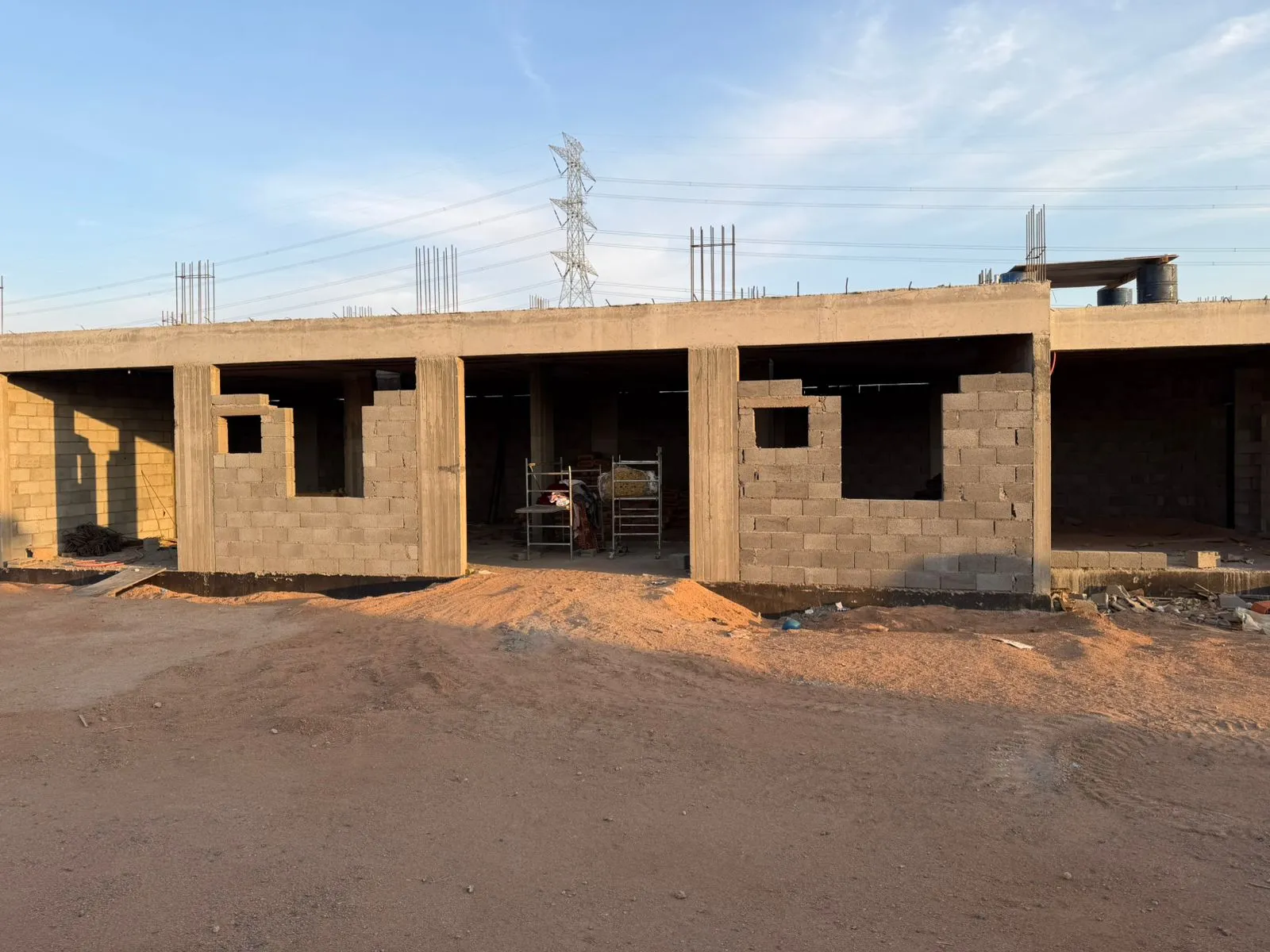 مقاول ترميم المتخصص بالمباني والفلل والفنادق حي الفلاح 