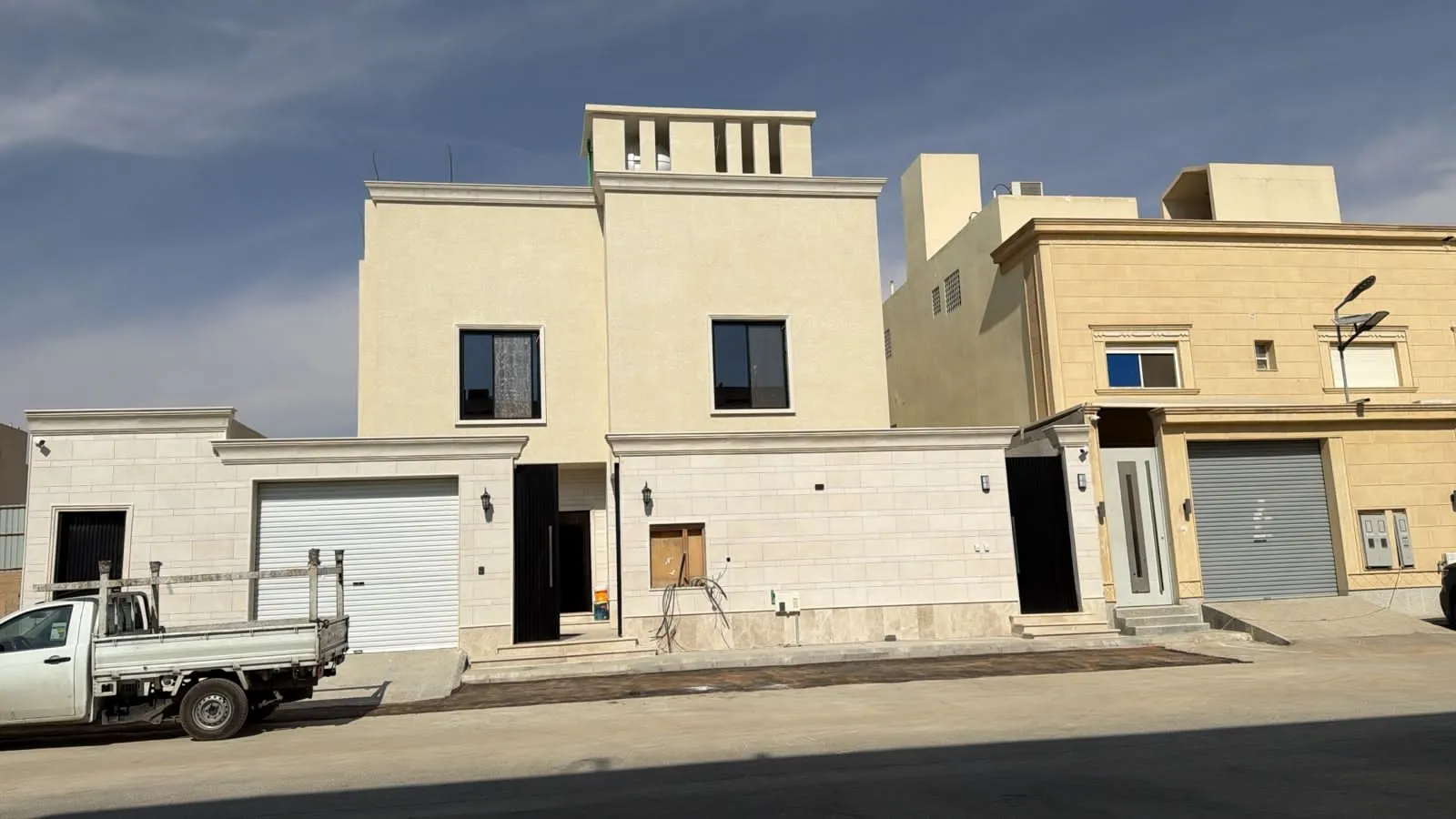 مقاول ترميم المتخصص بالمباني والفلل والفنادق حي الفلاح 