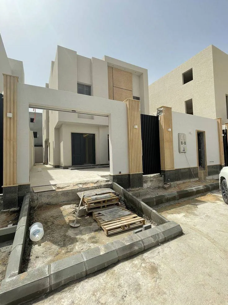 اقرب مقاول ترميم  وتشطيب حي طويق ونمار ولبن 