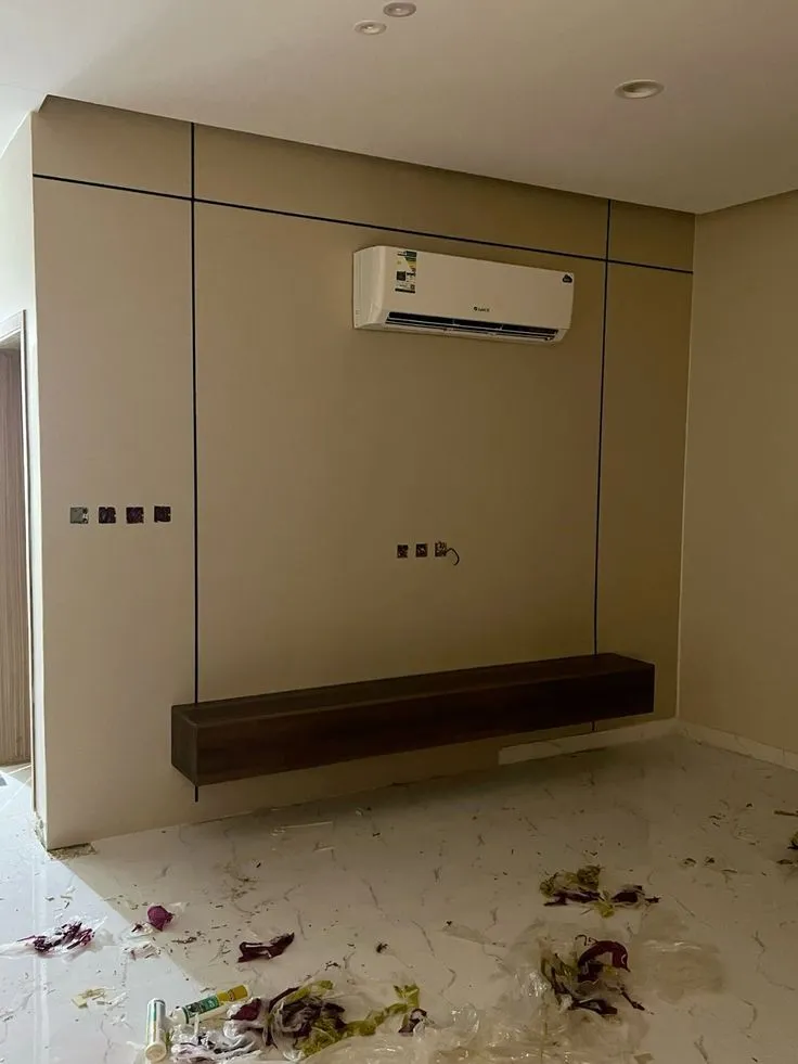 معلم دهانات وديكورات فوم وبديل الشيبورد ودواليب في حي النخيل